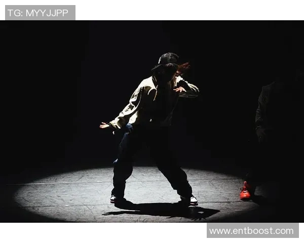 武汉街舞队灵活性引发热议舞者风格与技巧的碰撞与争论